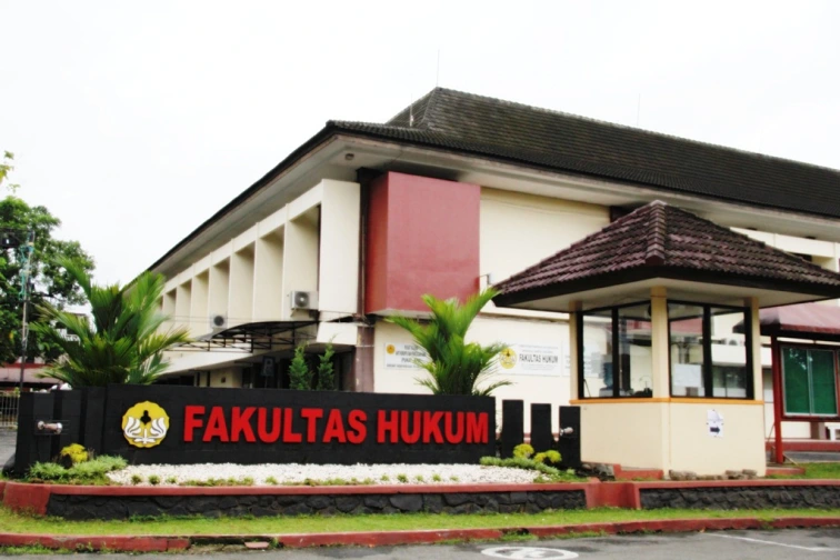 10 Universitas Jurusan Hukum Terbaik di Indonesia